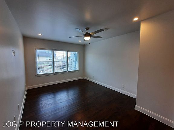 3rd image of 4928 San Jacinto St #28B