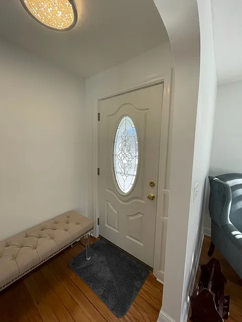 2 bed, 1100 sqft, $2,700 — Photo 2