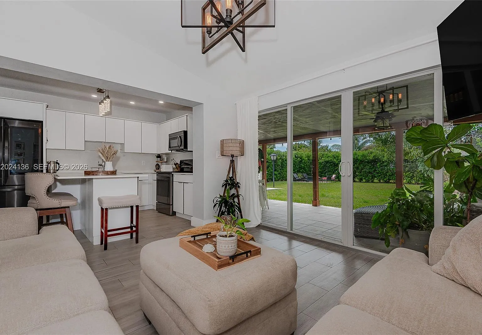 Biscayne Highlands — Photo 4