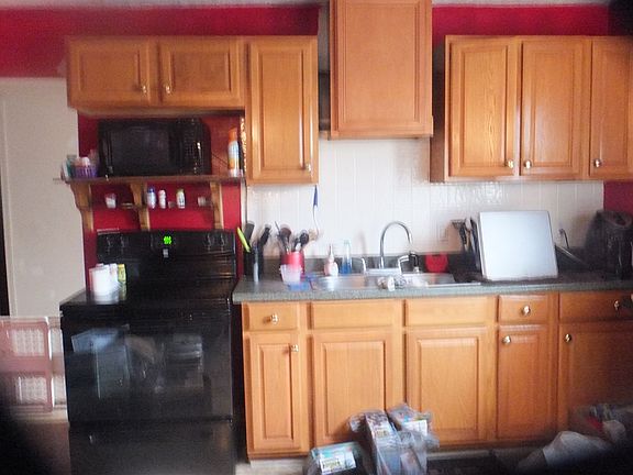 5th image of 776 Chandler Ave