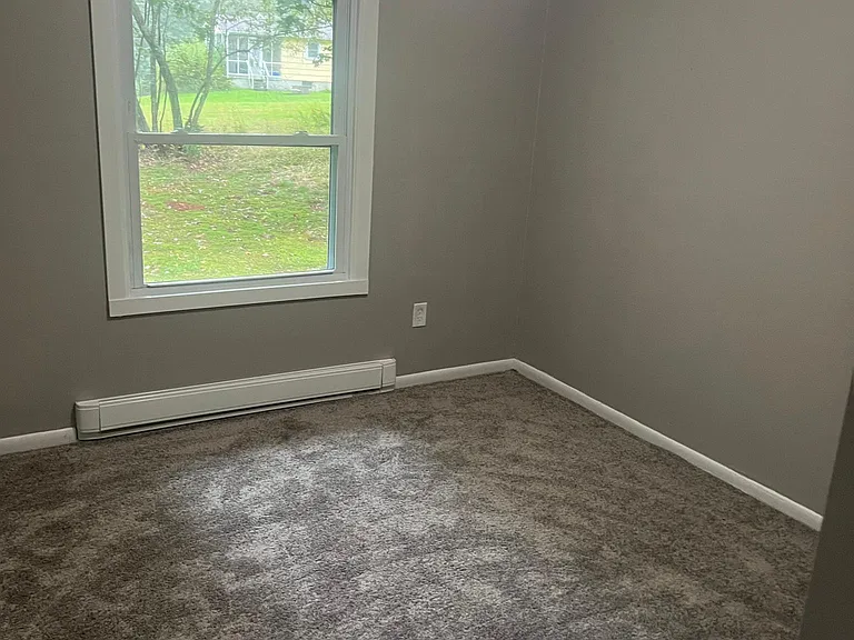 124 Spruce Ln — Photo 12