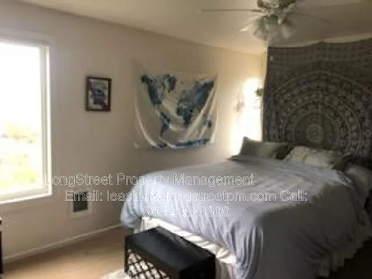 644 SW 7th St #6 — Photo 8