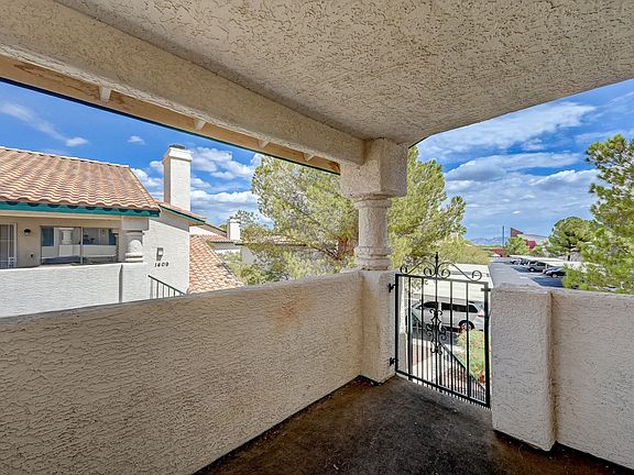 3rd image of 1405 Cinder Rock Dr Unit 202