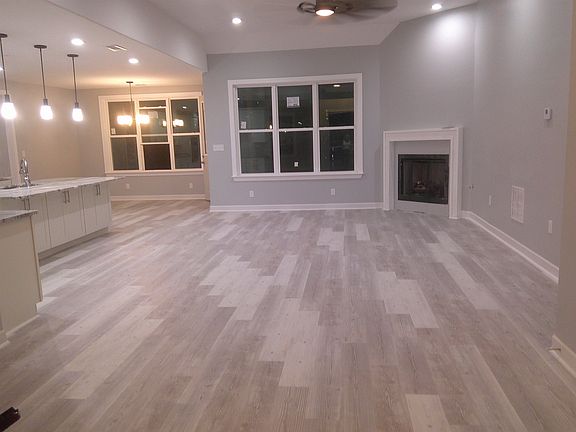 4th image of 3700 Masonwood Ln