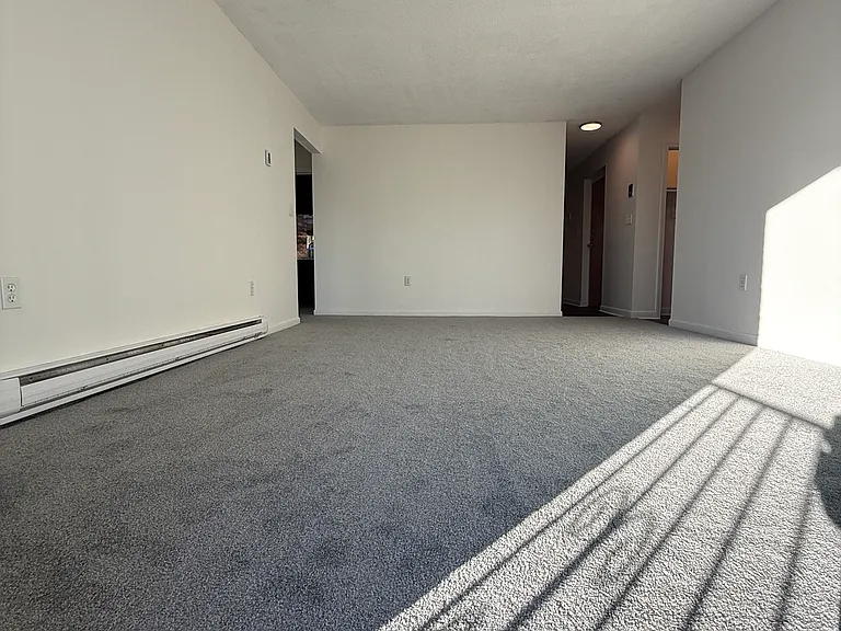 20-40 Amici Way #12 — Photo 2
