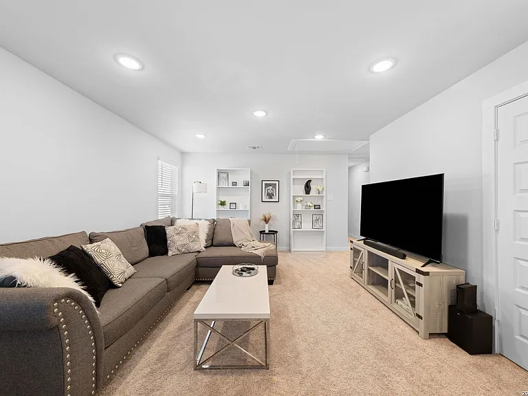 14538 Camino Way — Photo 25