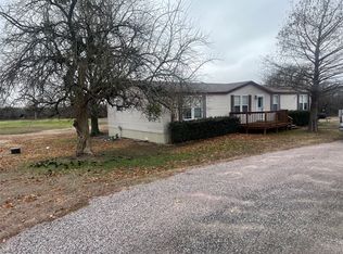 410 Oak Hollow Ln, Sherman, TX 75092