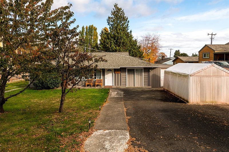5th image of 13348 32nd Ave S