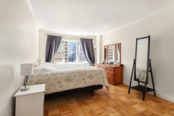 Rented by Compass | media 2