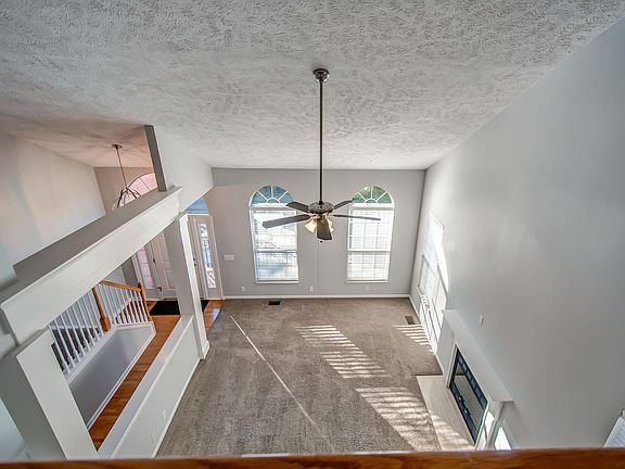 3rd image of 506 Hodges Ct