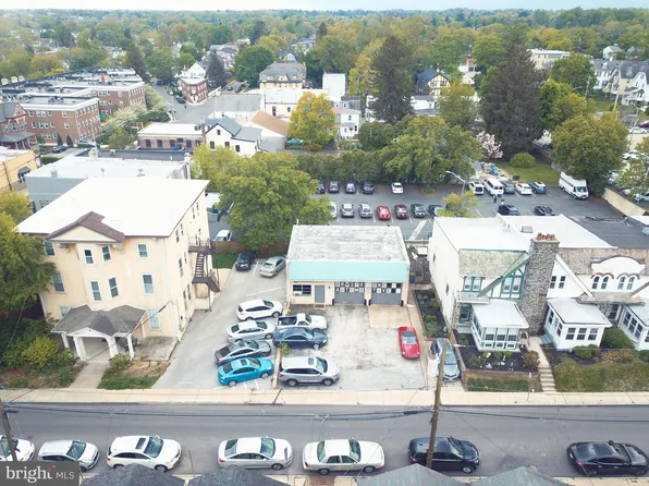 6 W Athens Ave, Ardmore, PA 19003
