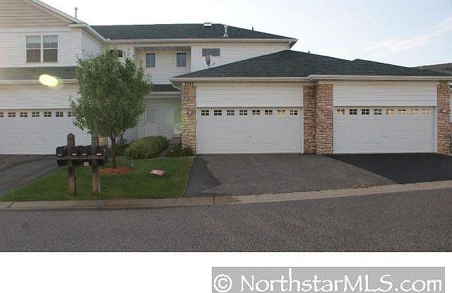 Home for Sale in Oakdale, MN $129,900