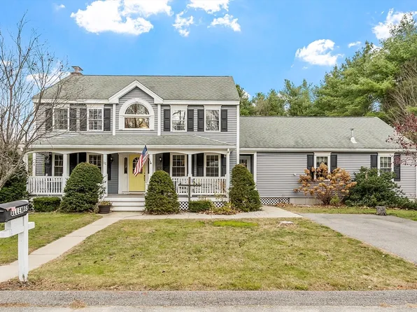 35 Fairview Ave, Ashburnham, MA 01430