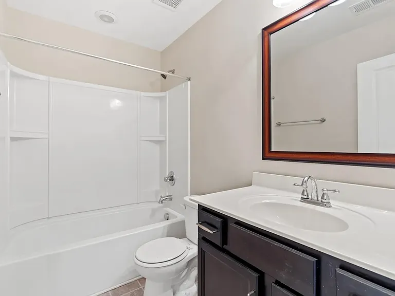 332 Quiet Grove Dr — Photo 6