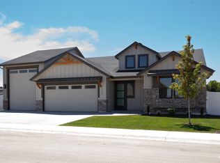 173 E Jarvis St, Meridian, ID 83642