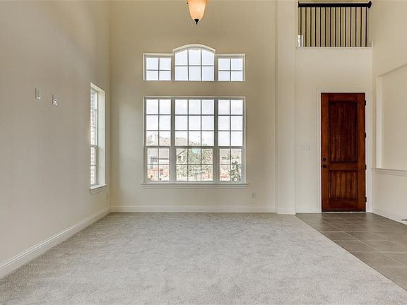5th image of 3914 Horseshoe Ln