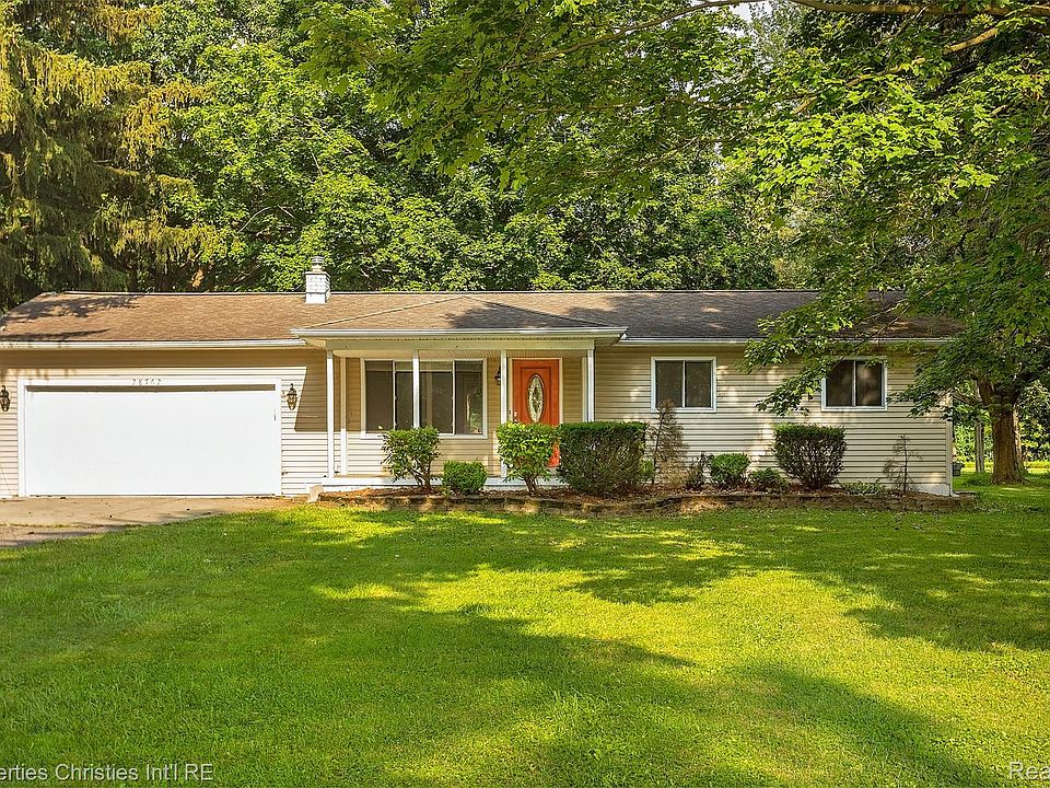 1st image of 28762 Greening St