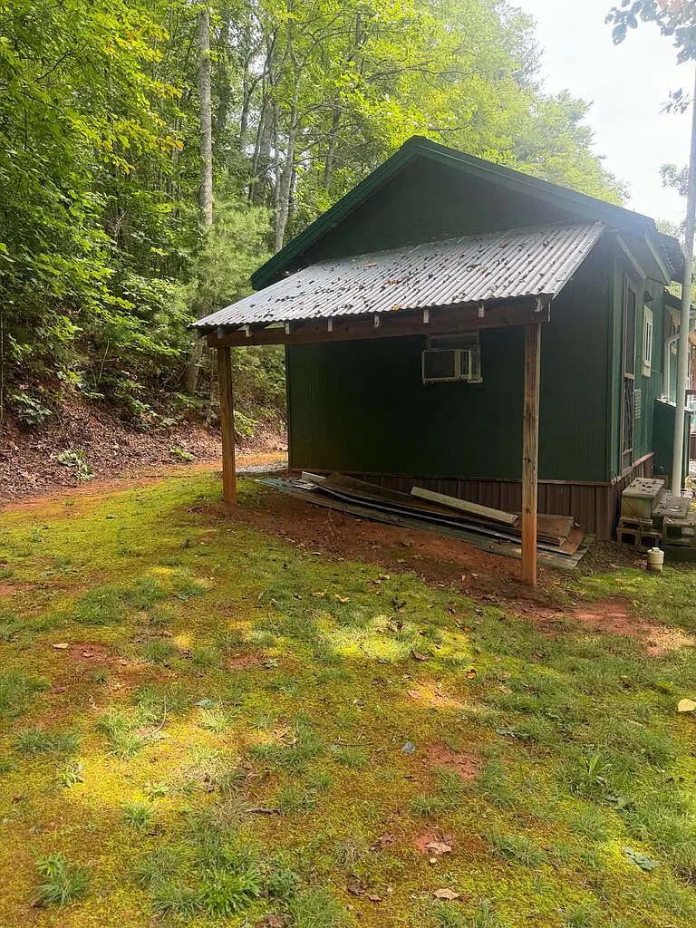 1 bed, 1.0 bath, $1,300 — Photo 3