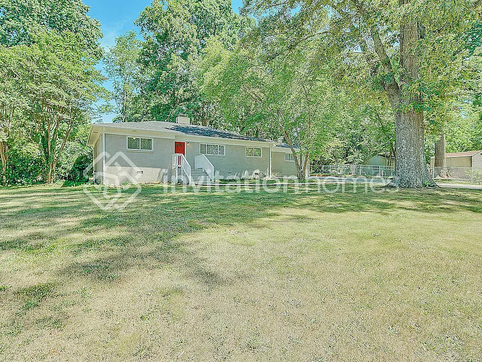 1022 Teresa Ln