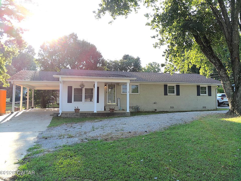 1st image of 3 Osborne Cir