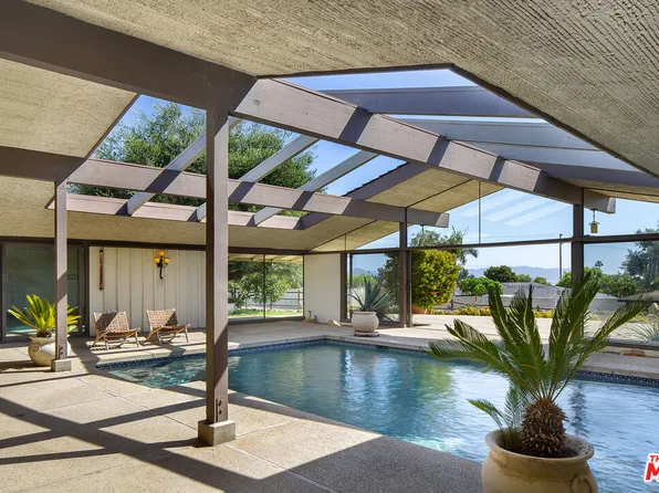 87 Vientos Rd, Camarillo, CA 93010