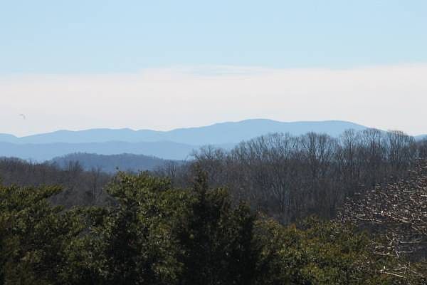 2nd image of 1072 Patton Rd