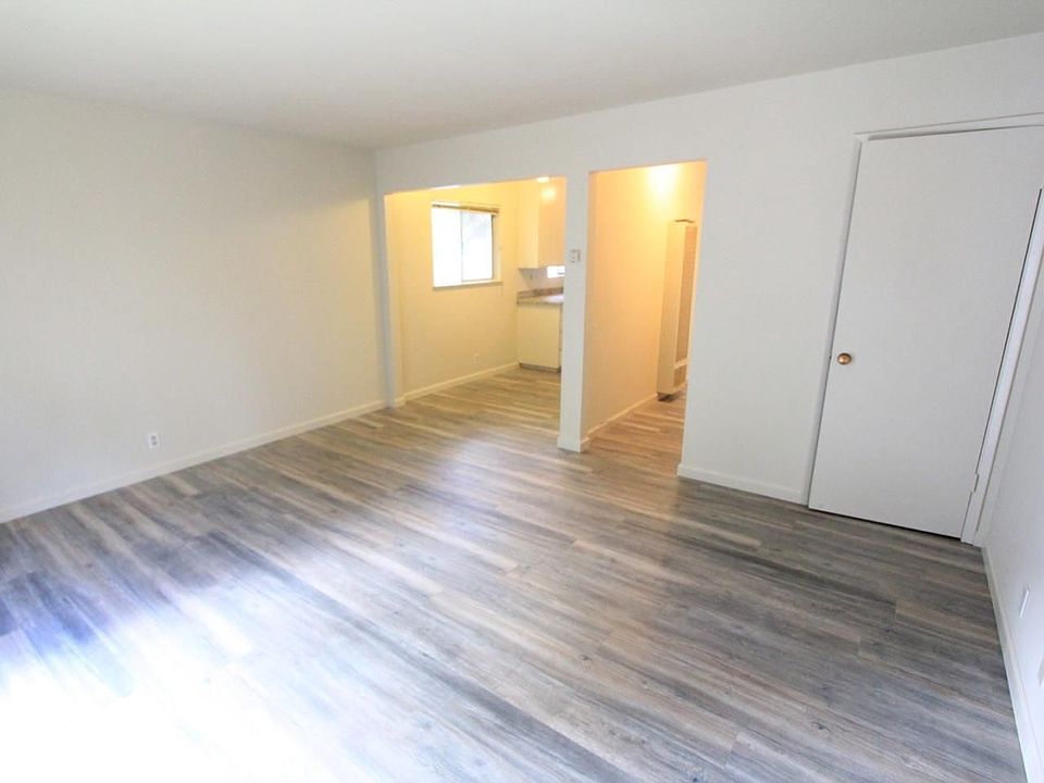 1st image of 119 Park St APT 1