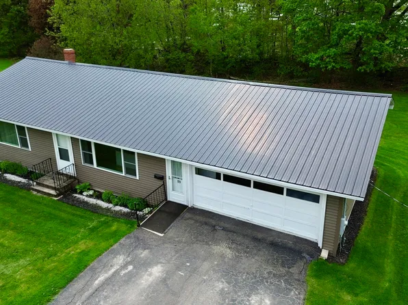 89 Hillview Avenue, Houlton, ME 04730