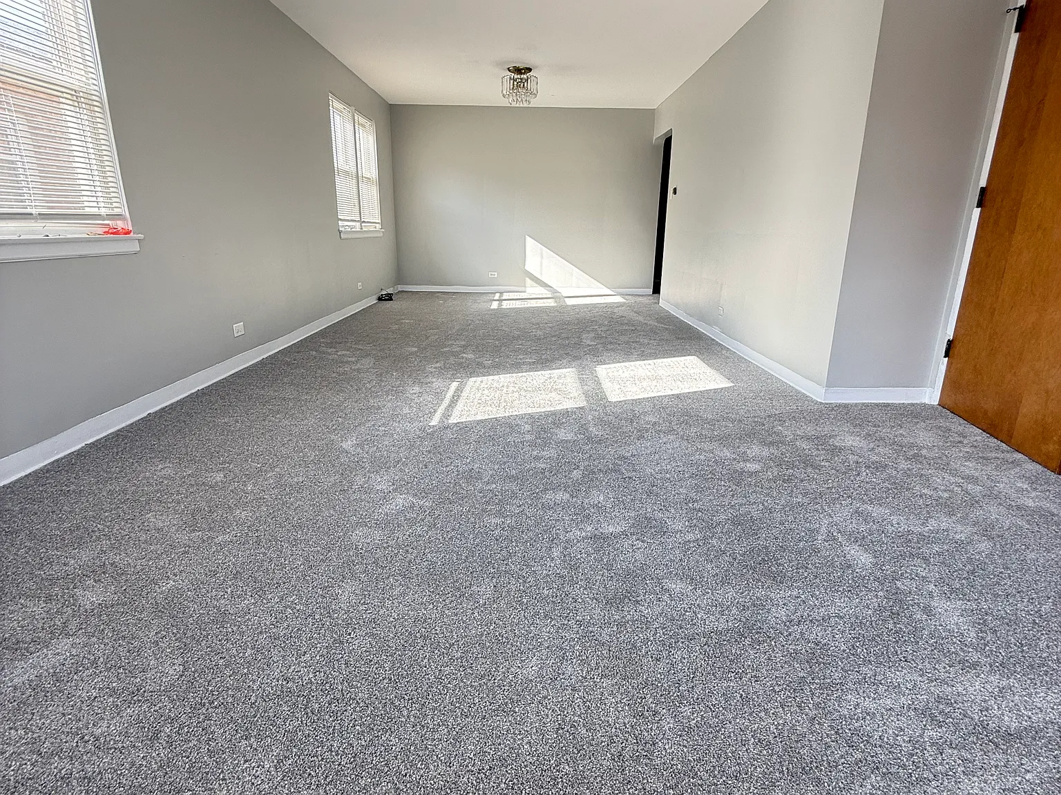 3 bed, 1.5 bath, 1200 sqft, $1,900 — Photo 4