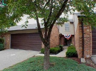 1875 N Jenny Ln, Rochester, MI 48309