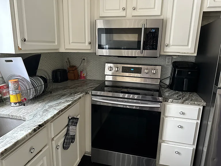 6704 Copperfield Rd — Photo 3
