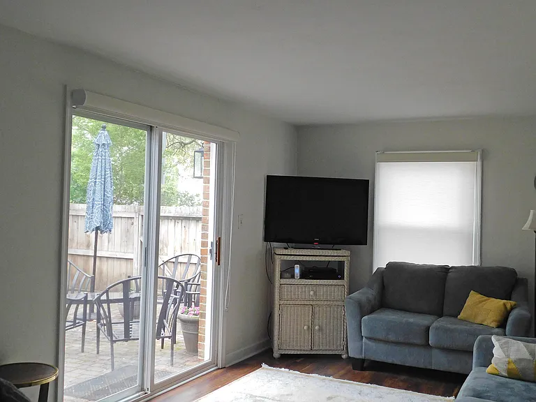 117 75th St #B — Photo 5