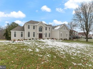 111 Twin Creek Ln, Kennett Square, PA 19348