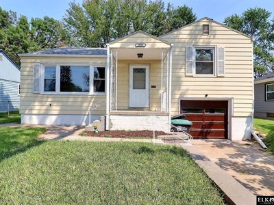 3709 N 60th St, Omaha, NE, 68104