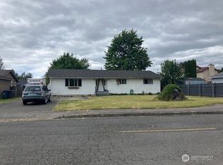 737 3rd Ave SE, Pacific, WA 98047
