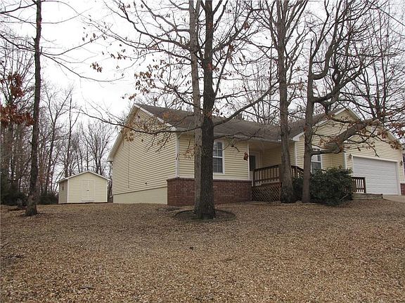 3rd image of 65 Branchwood Dr