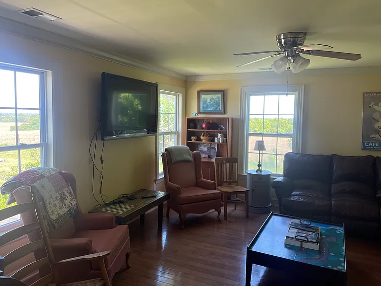 450 Waterworks Rd #A — Photo 5
