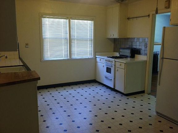 5th image of 606 Hawthorne Ave