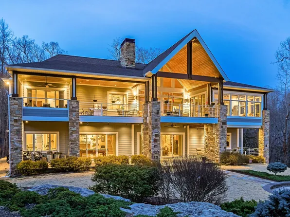 659 Harbour Greens Pl, Sparta, TN 38583