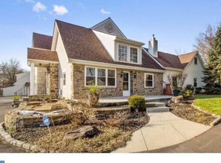 3952 Crosskeys Rd, Collegeville, PA 19426