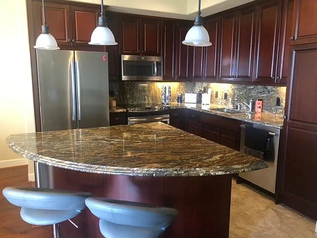 2 bed, 2.5 bath, 1446 sqft, $4,600 — Photo 4