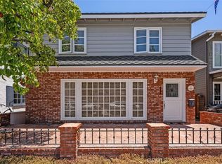 136 Topaz Ave, Newport Beach, CA 92662