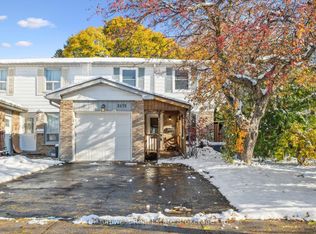 3173 Gwendale Cres, Mississauga, ON L5A3B6