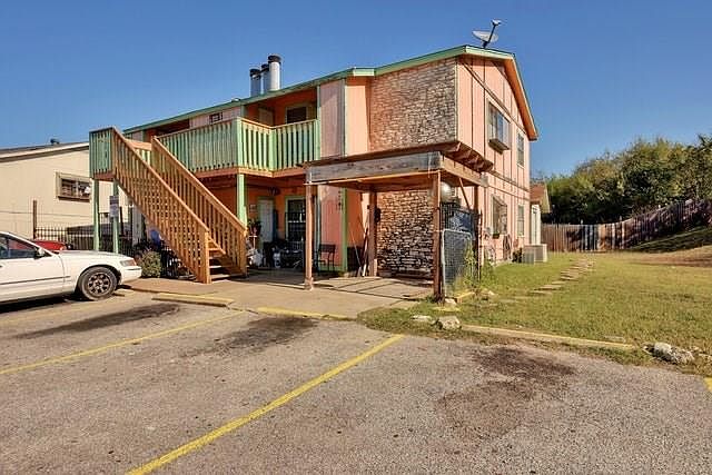1st image of 504 Hardin Ct APT D