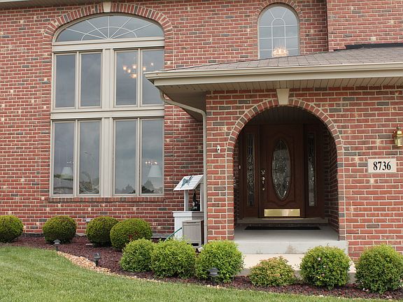 3rd image of 8736 Brown Ln