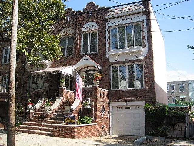 1st image of 1227 72nd St