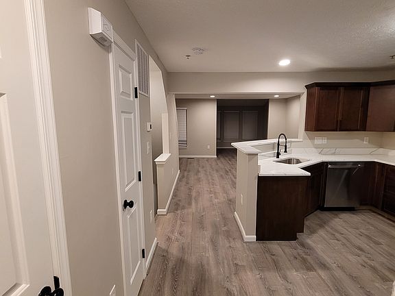 2nd image of 1702 Bluffs Island Ct