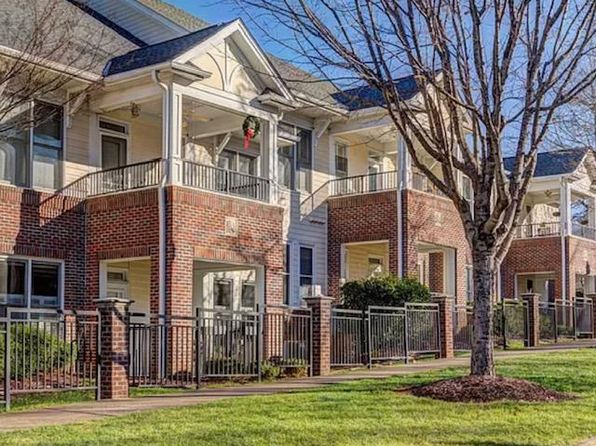 800 Savannah Ridge Rd UNIT 100