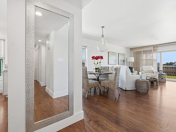 4th image of 2701 Bayhouse Dr