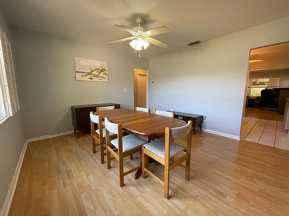 2nd image of 2409 S Lois Ave